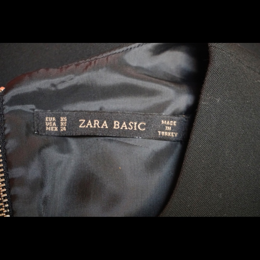 Black Simple Zara dress - Picture 3 of 3